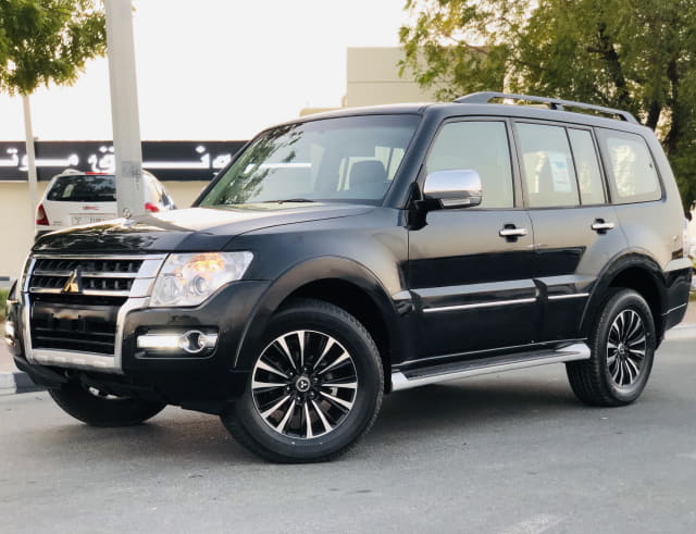 2021 MITSUBISHI Pajero