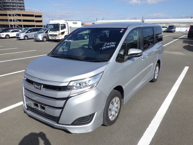 2019 TOYOTA Noah