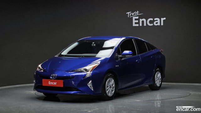 2017 TOYOTA Prius