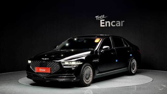 2021 Genesis G90