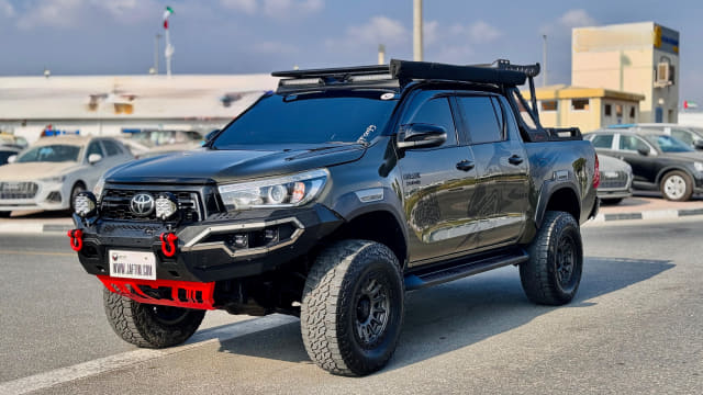 2018 TOYOTA Hilux