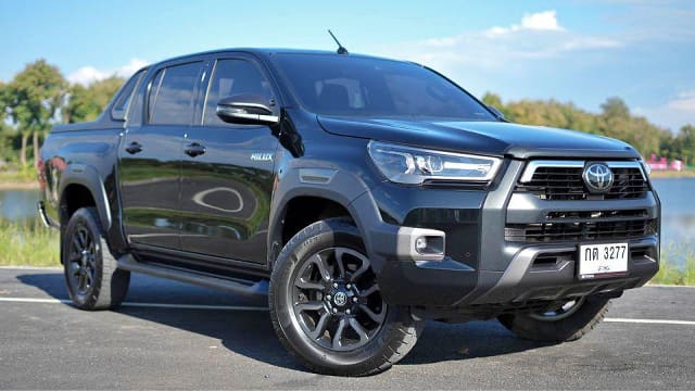 2021 TOYOTA Hilux