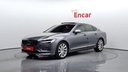 2017 VOLVO S90