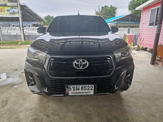 2018 TOYOTA Hilux