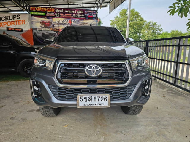 2019 TOYOTA Hilux