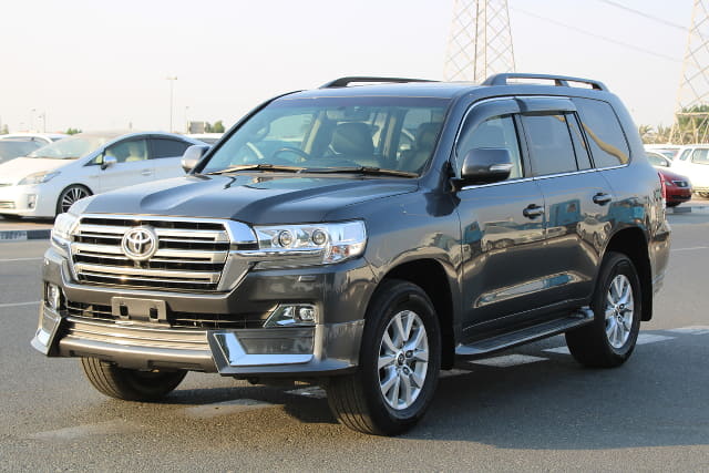 2020 TOYOTA Land Cruiser