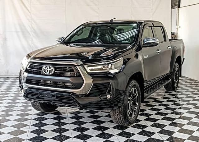 2020 TOYOTA Hilux