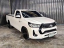 2020 TOYOTA Hilux