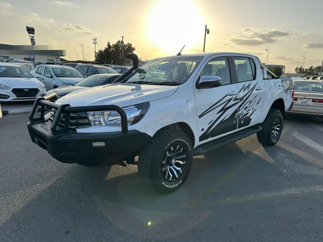 2016 TOYOTA Hilux