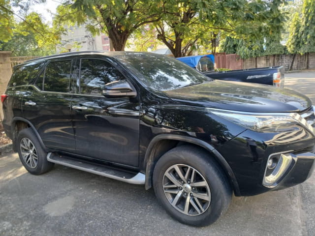 2018 TOYOTA Fortuner