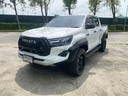 2022 TOYOTA Hilux, 