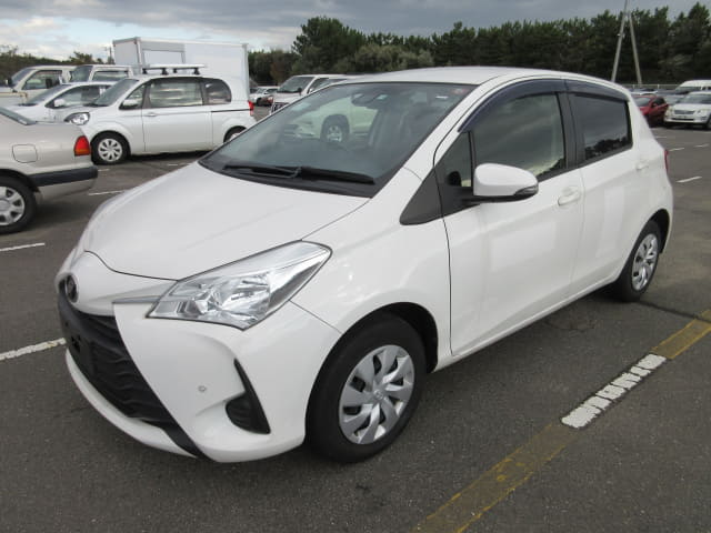 2019 TOYOTA Vitz