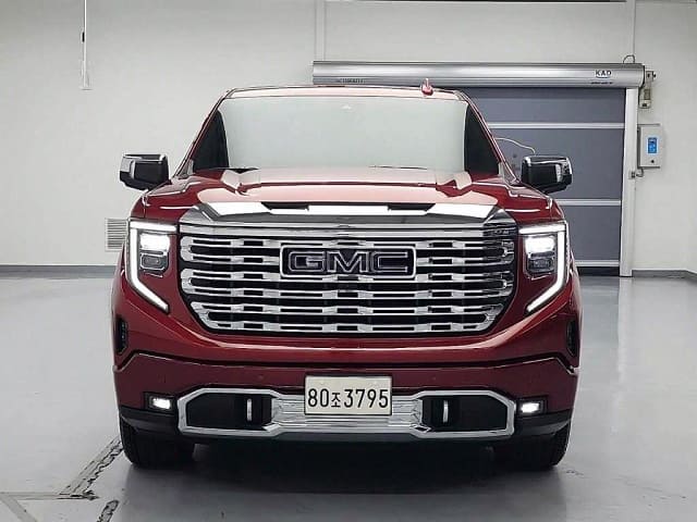 2023 GMC Sierra