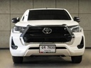 2023 TOYOTA Hilux