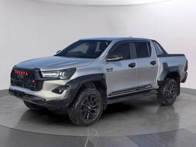 2022 TOYOTA Hilux