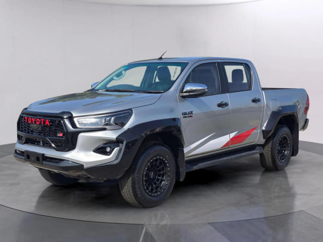 2017 TOYOTA Hilux