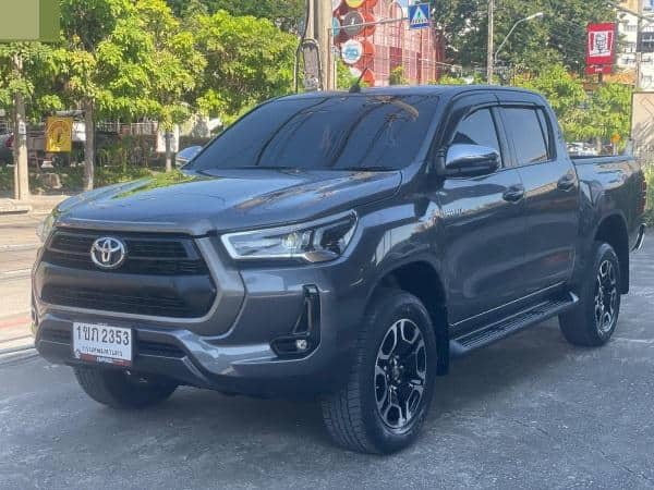 2021 TOYOTA Hilux