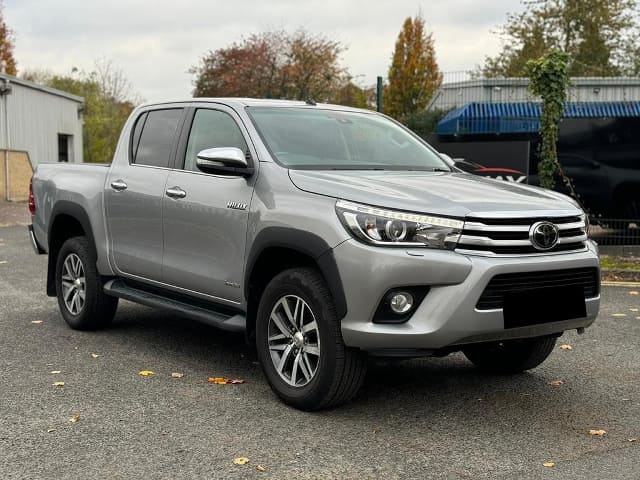 2018 TOYOTA Hilux