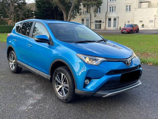 2016 TOYOTA RAV4