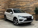 2016 VOLKSWAGEN Touareg