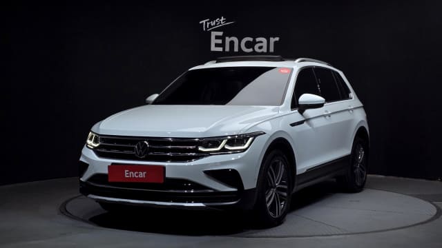 2023 VOLKSWAGEN Tiguan