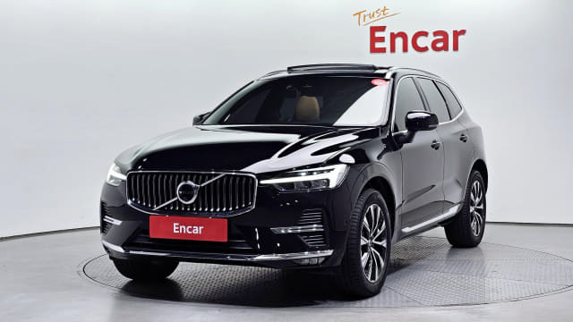 2024 VOLVO XC60