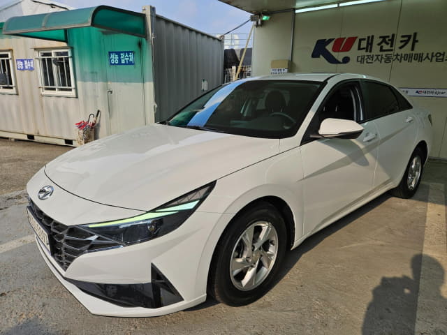 2021 HYUNDAI Avante (Elantra)