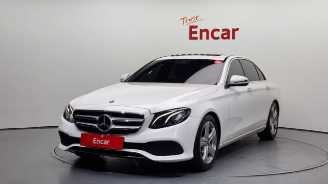 2018 MERCEDES-BENZ E-Class