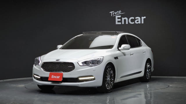2018 KIA K9