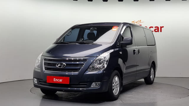 2018 HYUNDAI Grand Starex