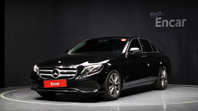 2019 MERCEDES-BENZ E-Class