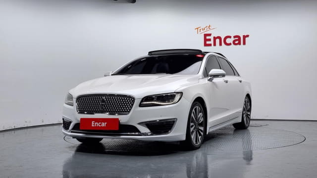 2017 Lincoln MKZ
