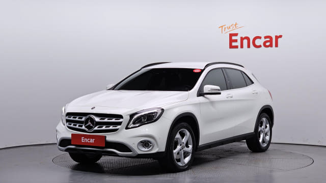 2019 MERCEDES-BENZ GLA-Class