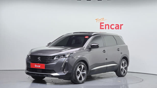 2021 PEUGEOT 5008