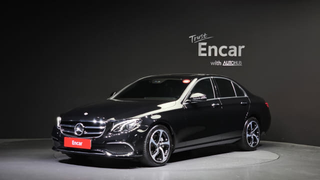 2020 MERCEDES-BENZ E-Class