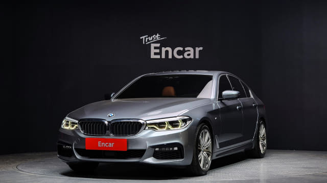 2018 BMW 5 Series, 