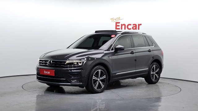 2018 VOLKSWAGEN Tiguan
