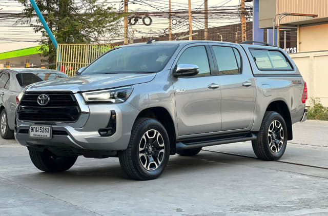 2021 TOYOTA Hilux