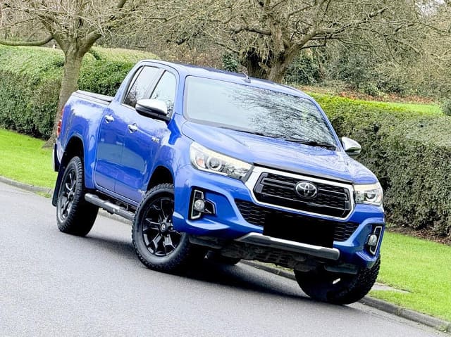 2018 TOYOTA Hilux