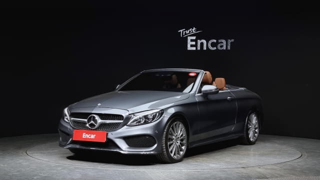 2017 MERCEDES-BENZ C-Class