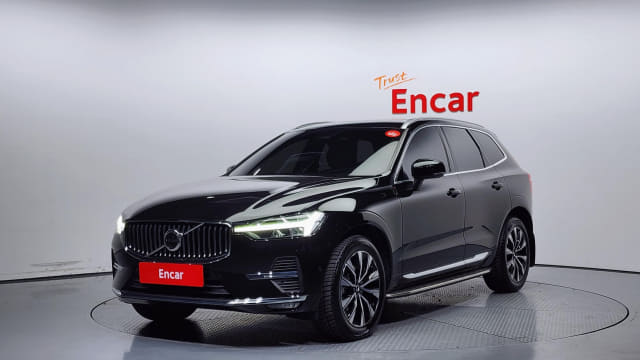2023 VOLVO XC60