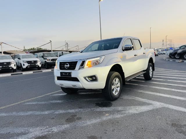 2016 NISSAN Navara