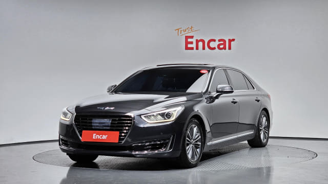 2018 Genesis EQ900