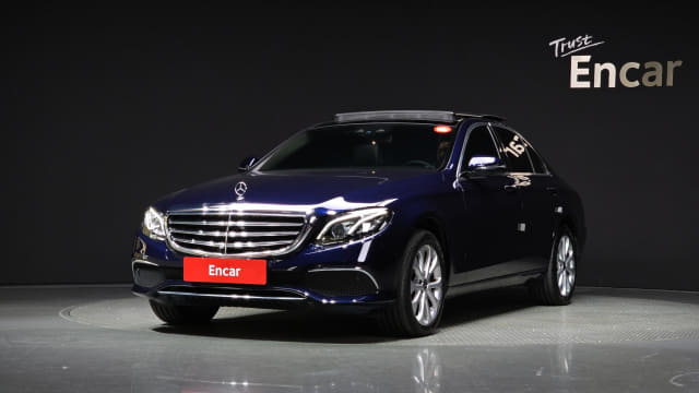2019 MERCEDES-BENZ E-Class