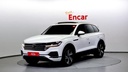 2021 VOLKSWAGEN Touareg