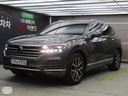 2023 VOLKSWAGEN Touareg