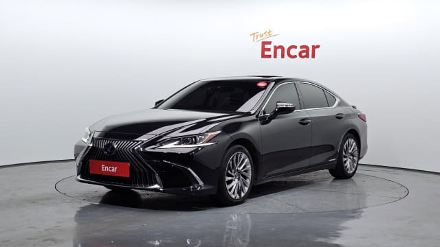 2020 LEXUS ES