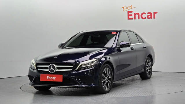 2019 MERCEDES-BENZ C-Class
