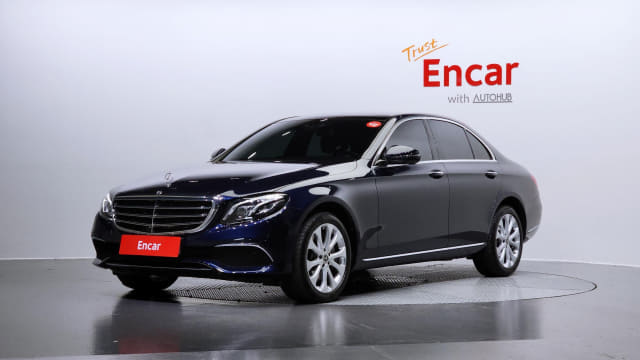 2019 MERCEDES-BENZ E-Class