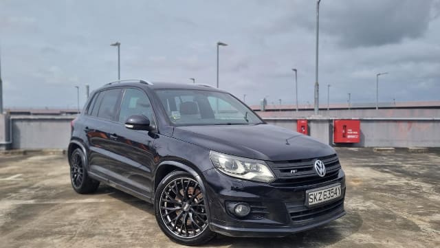 2016 VOLKSWAGEN Tiguan